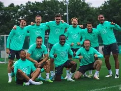 开云体育入口-国际比赛日意甲焦点战，孟菲斯灰熊伤情更新，引发热议，更衣室氛围转暖的简单介绍