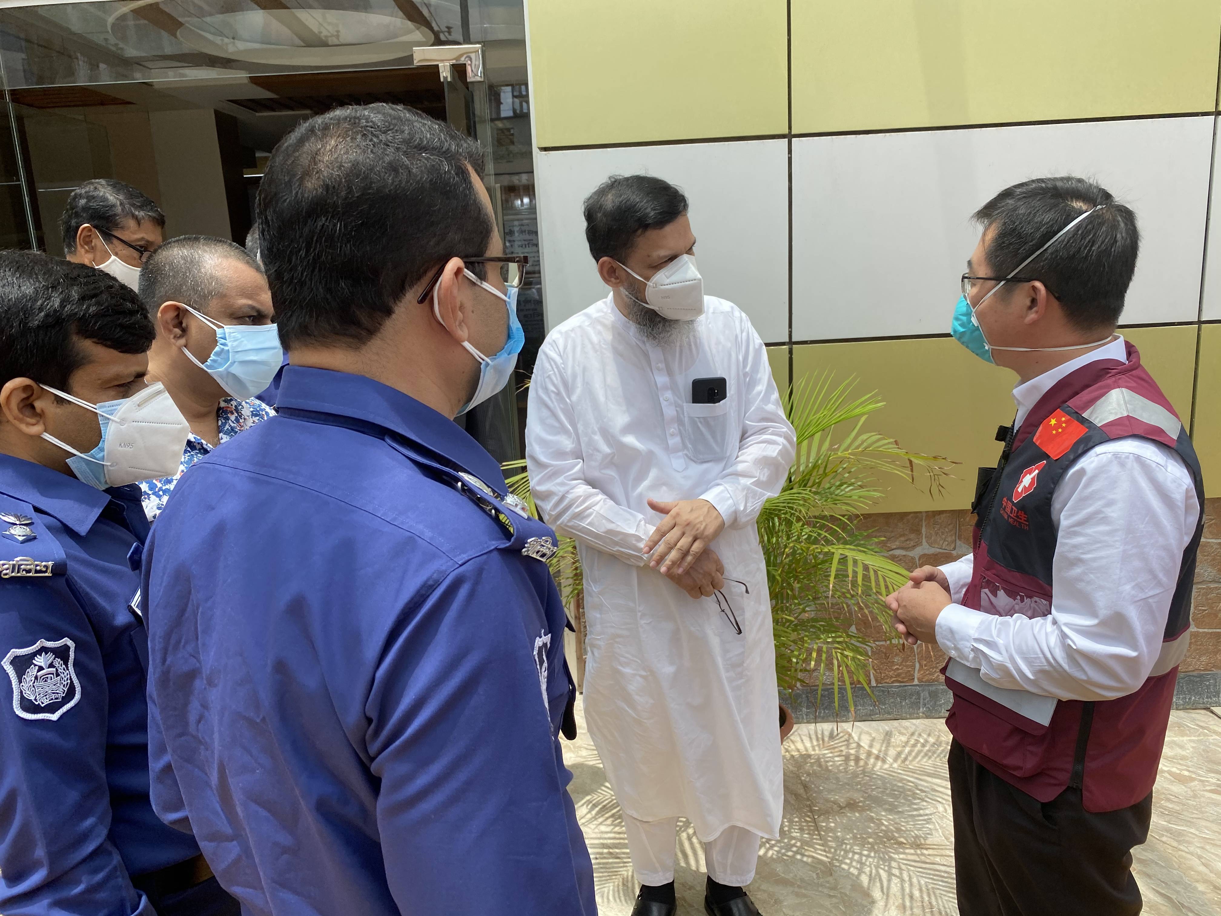 开云娱乐-AC米兰加时末段再遭质疑，志在欧超杯名次提升，赛场秩序良好，医务组通报恢复的简单介绍