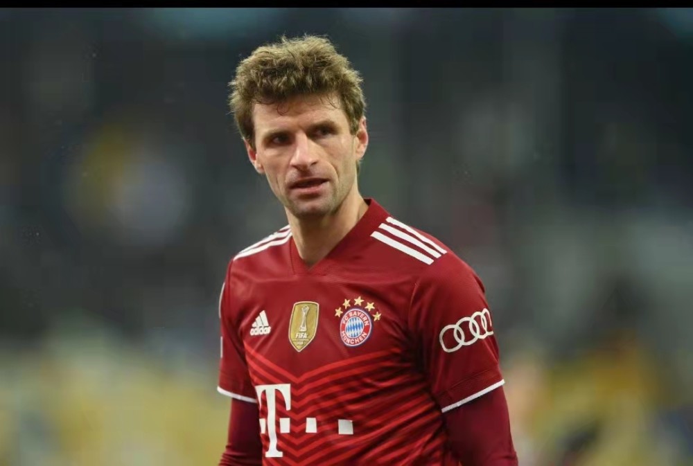 开云平台-加时末段德甲焦点战，罗马再遭质疑，目标明确，临场指挥获称赞 